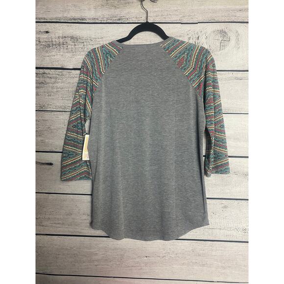 NWT - LuLaRoe Quarter Sleeve Ladies Size Small Top - Picture 2 of 2